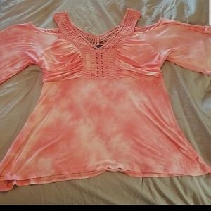 NWOT VENUS COLD SHOULDER TOP
